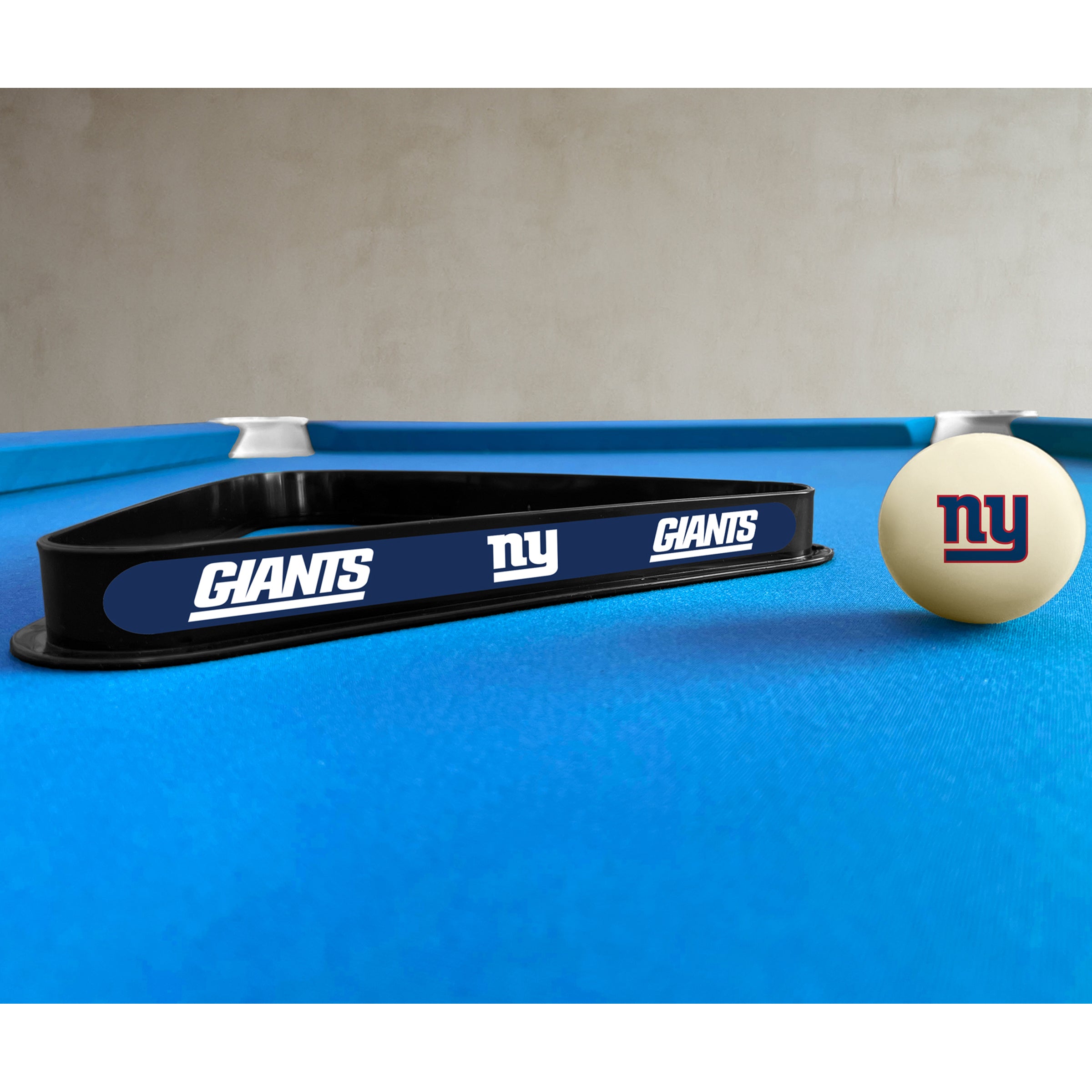 New York Giants Cue Ball & Ball Rack