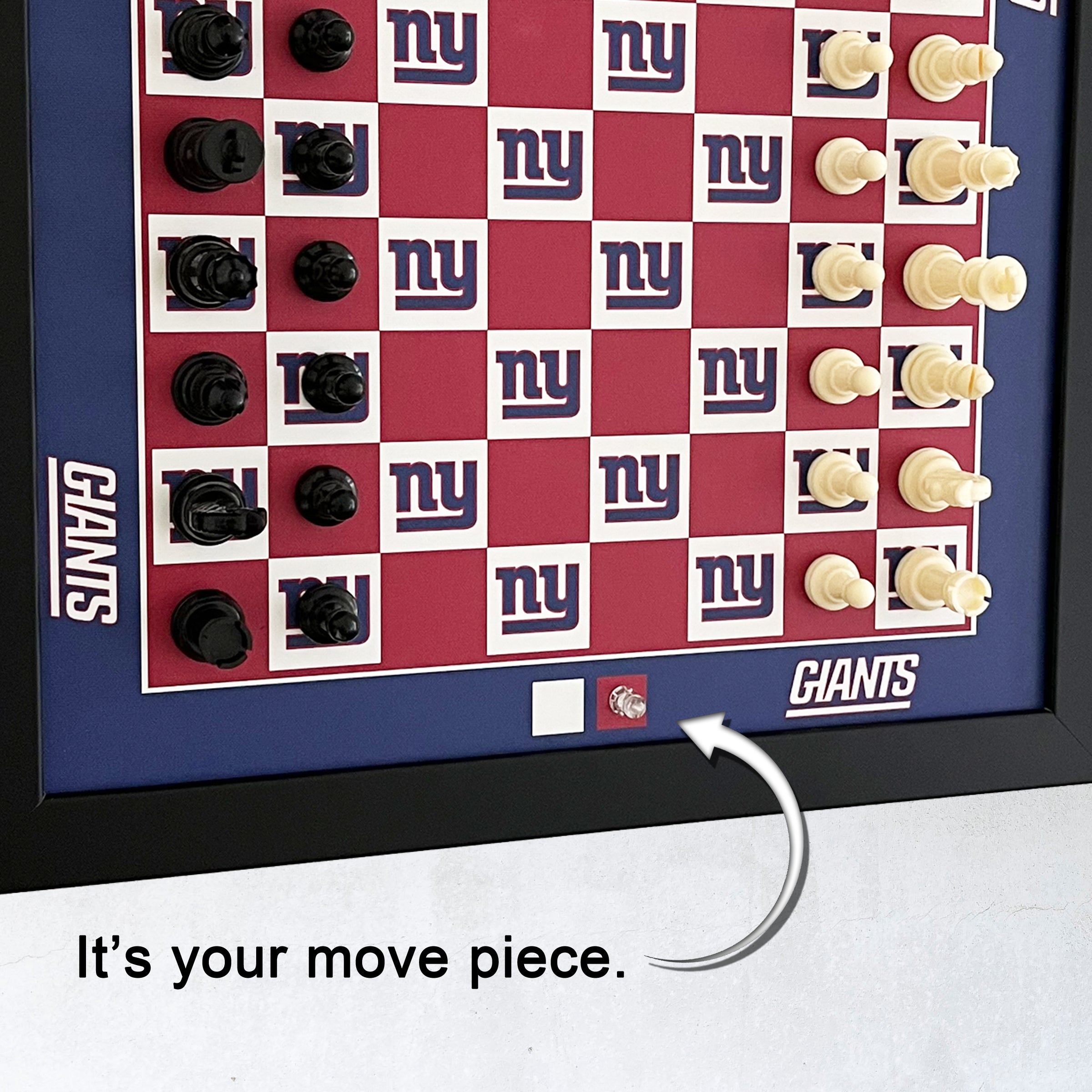 New York Giants Magnetic Chess Set