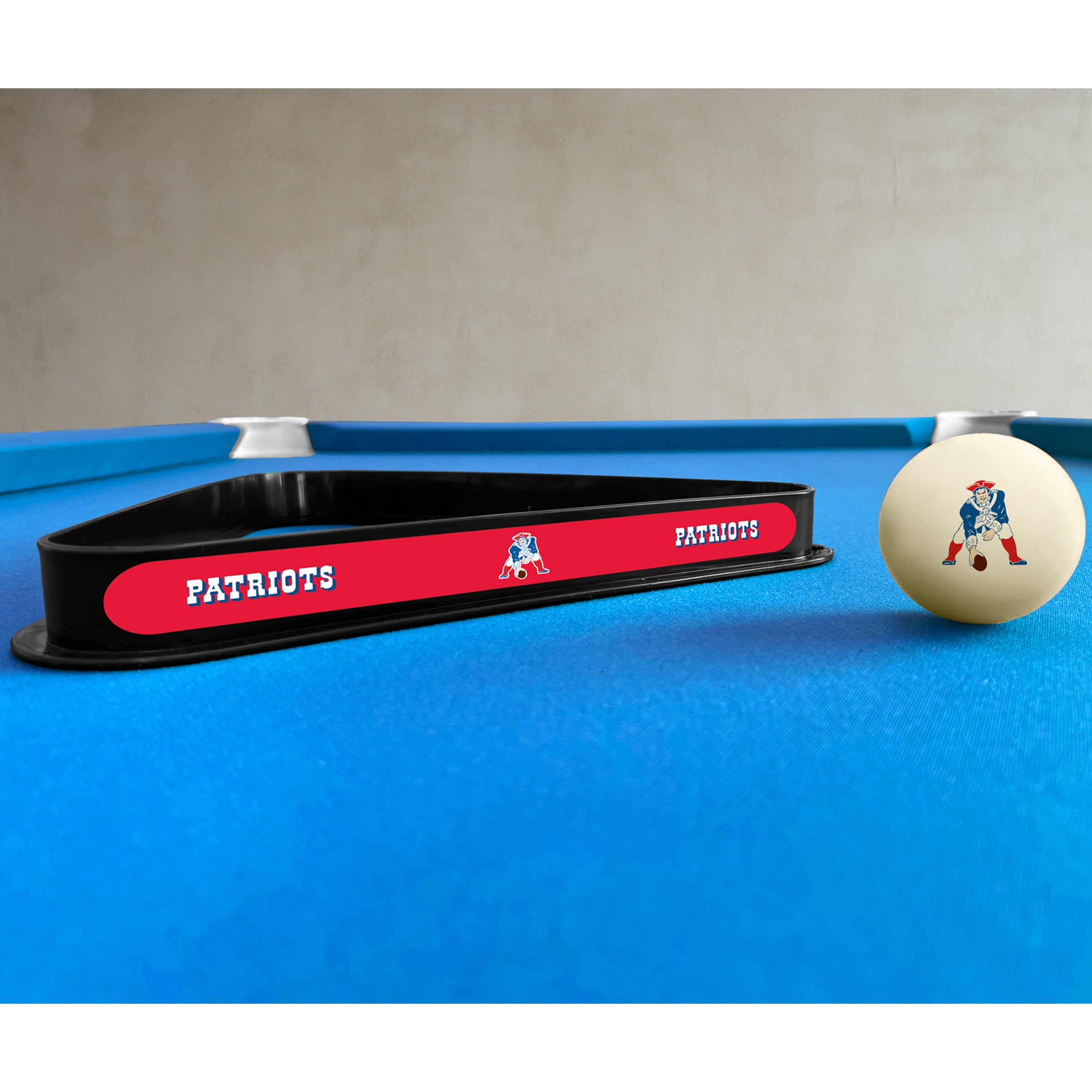 New England Patriots Cue Ball & Ball Rack