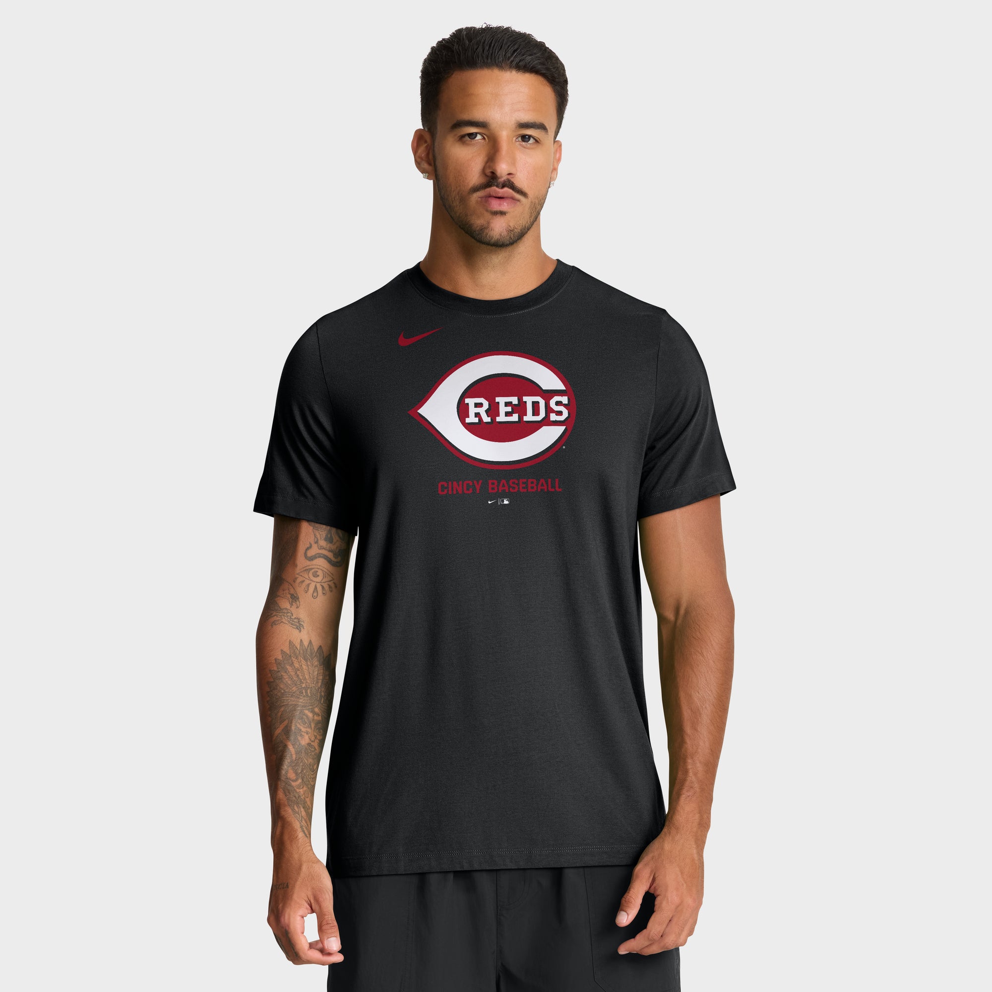 Men's Nike Black Cincinnati Reds Tri-Blend Logo T-Shirt