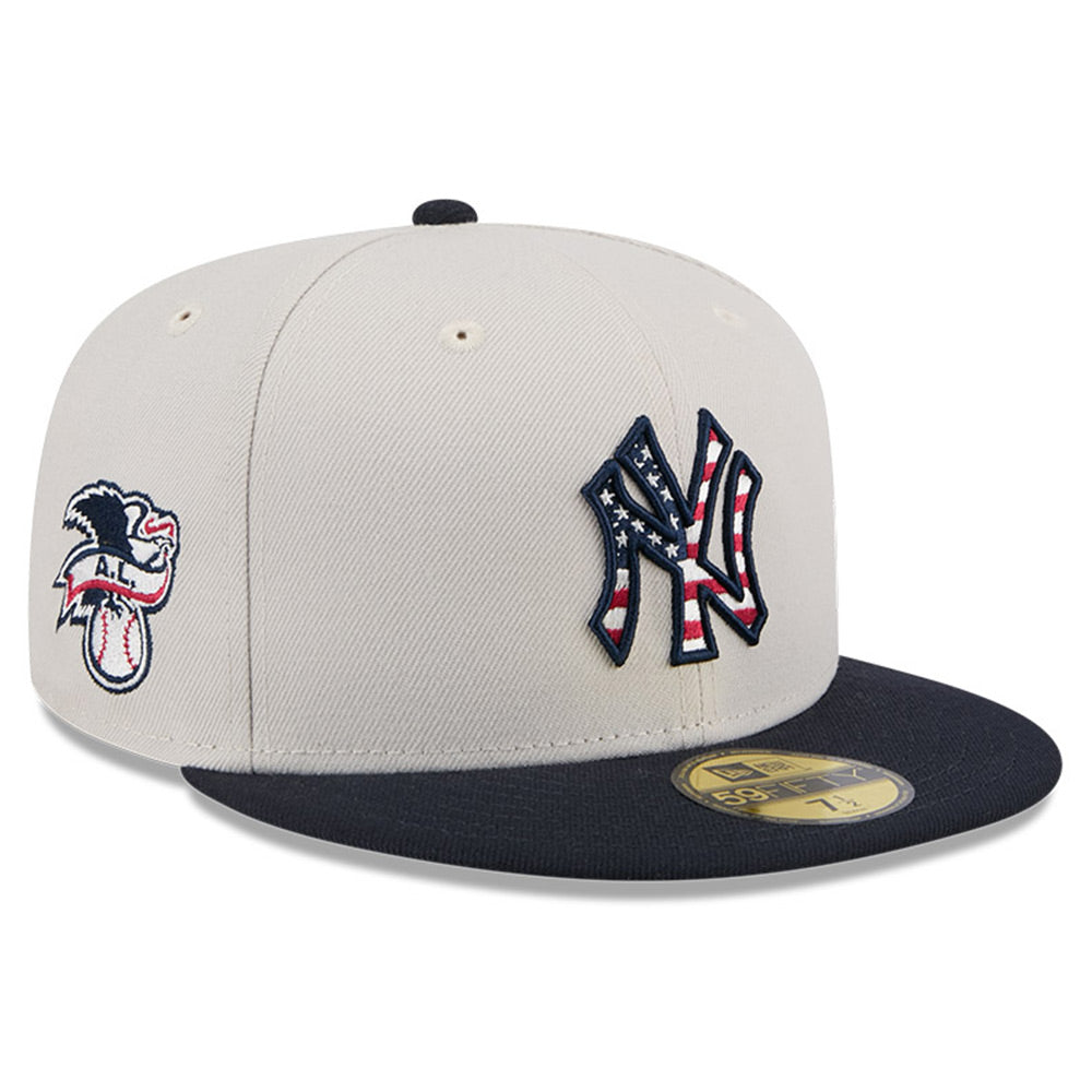 Men's New Era  Khaki/Black New York Yankees 2024 Fourth of July 59FIFTY Fitted Hat