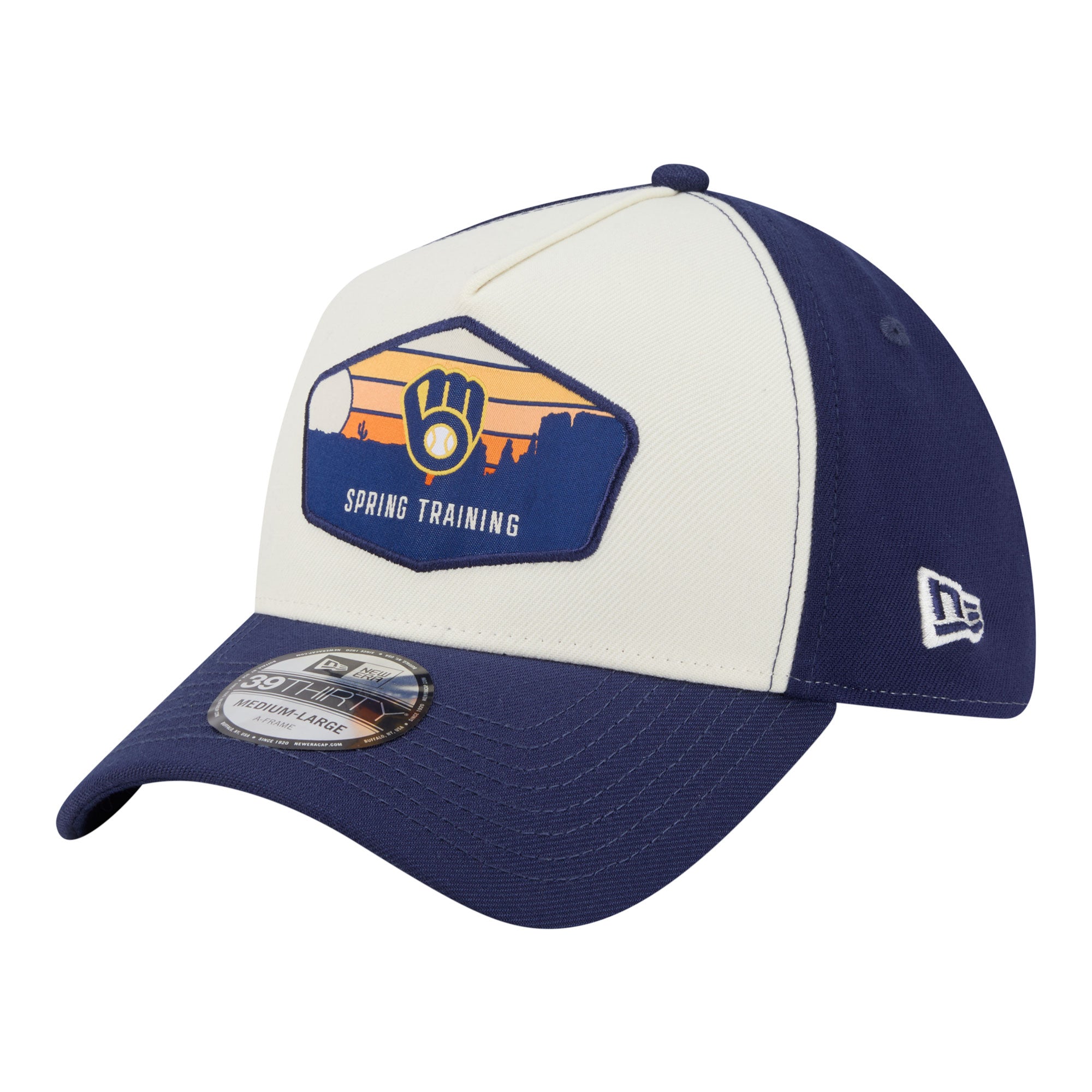 Men's New Era  Stone Milwaukee Brewers 2026 Spring Training Fan Pack Gradient 39THIRTY Flex Hat