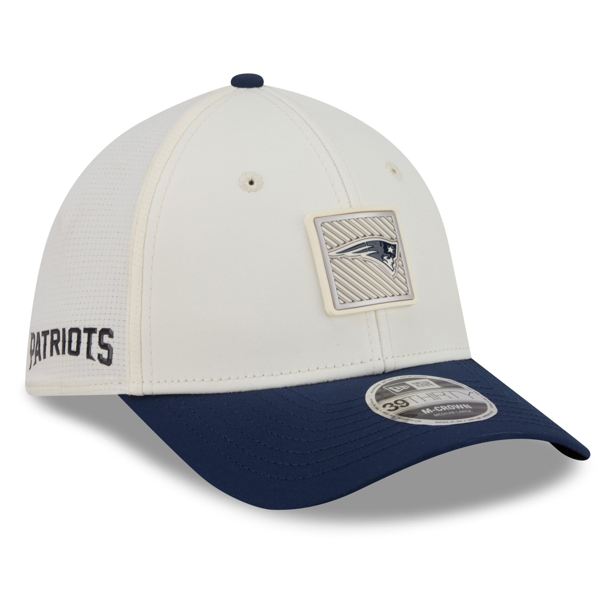 Men's New Era  Cream/Navy New England Patriots 2026 NFL Training Camp 39THIRTY Flex Hat